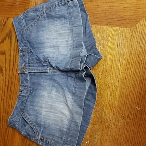 SO jean shorts, size 5